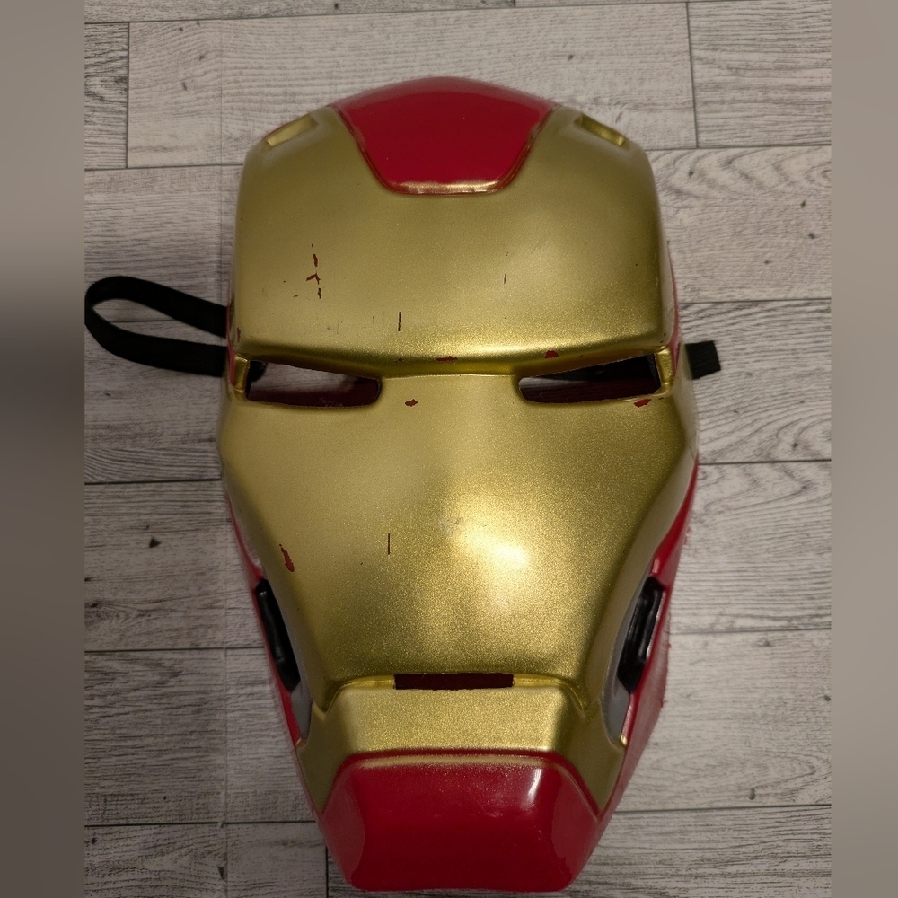Iron Man Gold and Red Mask